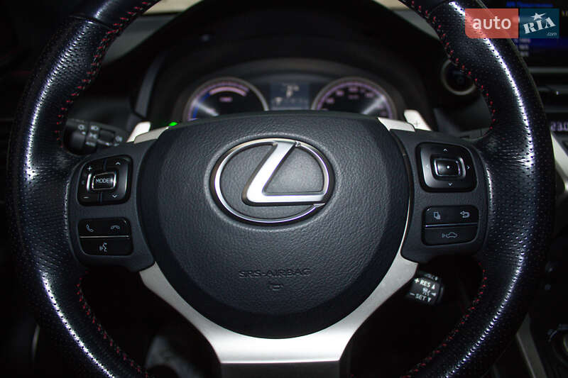 Внедорожник / Кроссовер Lexus NX 2016 в Киеве