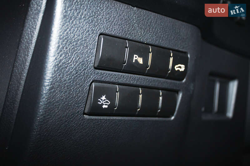 Внедорожник / Кроссовер Lexus NX 2016 в Киеве