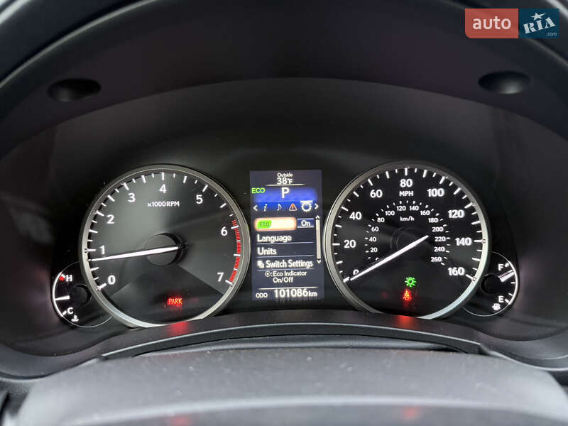 Внедорожник / Кроссовер Lexus NX 2017 в Черновцах