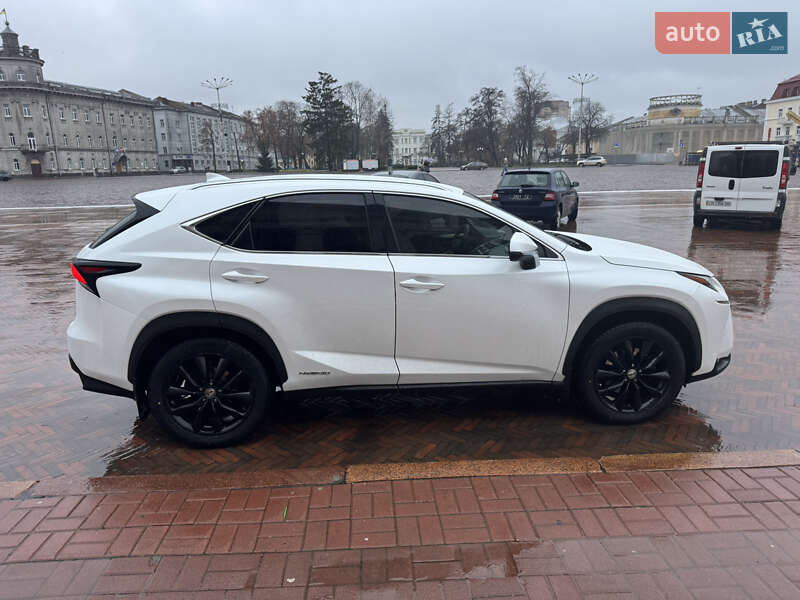 Внедорожник / Кроссовер Lexus NX 2014 в Чернигове