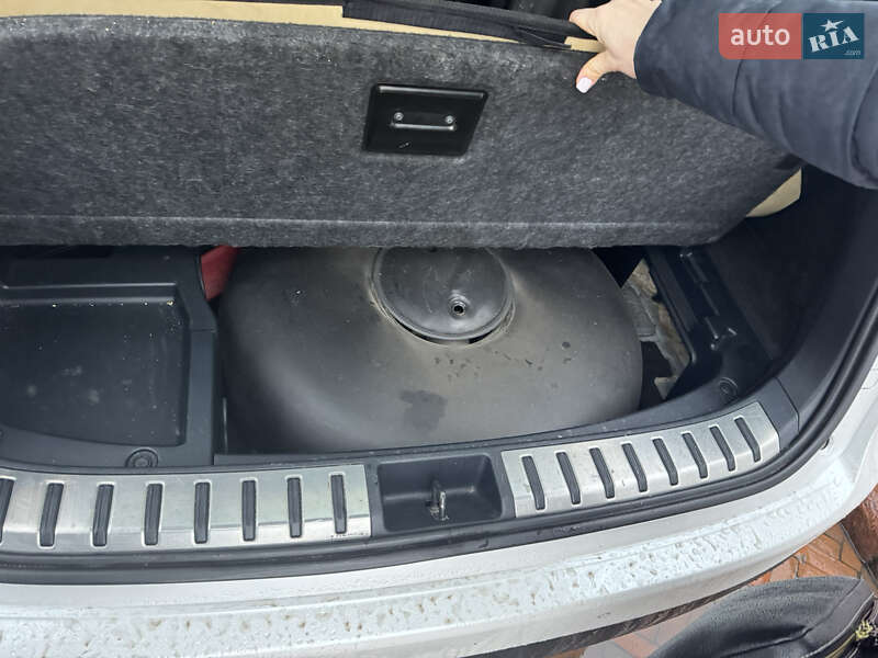 Внедорожник / Кроссовер Lexus NX 2014 в Чернигове