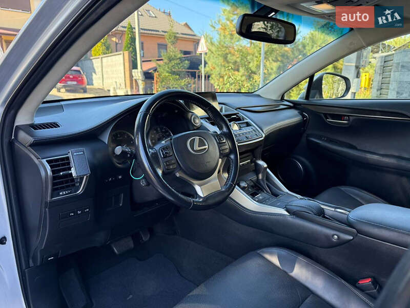 Внедорожник / Кроссовер Lexus NX 2015 в Киеве