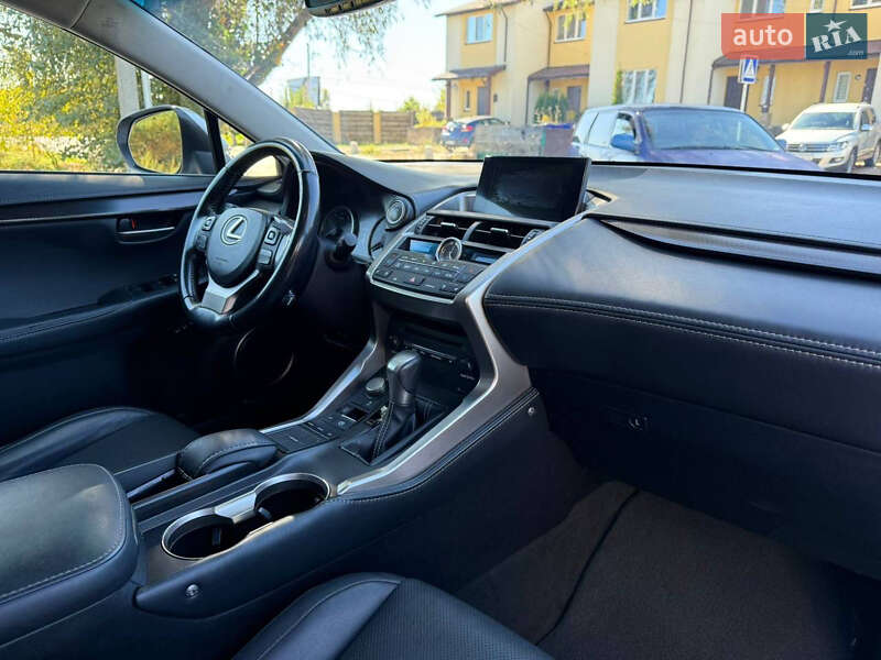 Внедорожник / Кроссовер Lexus NX 2015 в Киеве