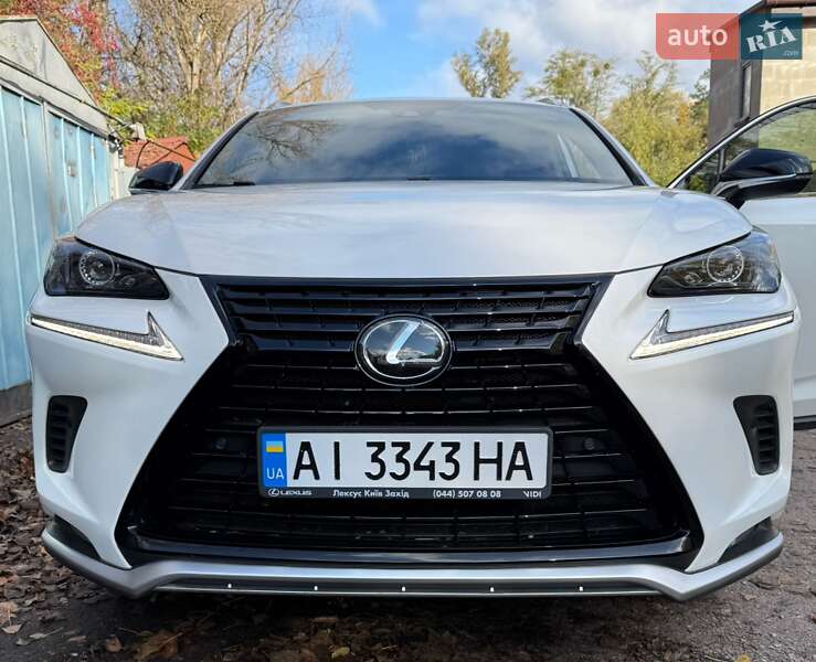 Lexus NX 2020