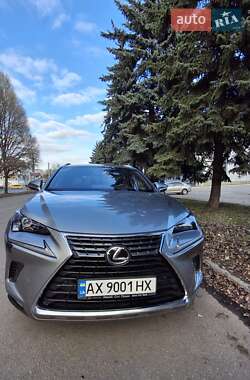Внедорожник / Кроссовер Lexus NX 2017 в Днепре
