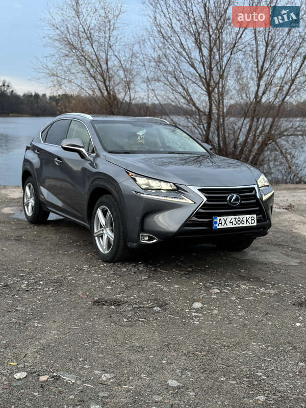 Lexus NX 2015