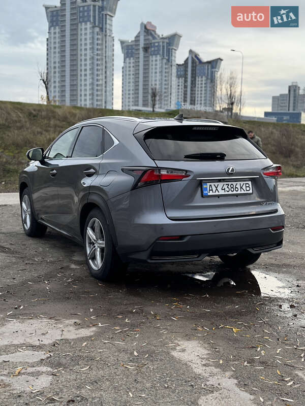 Внедорожник / Кроссовер Lexus NX 2015 в Киеве