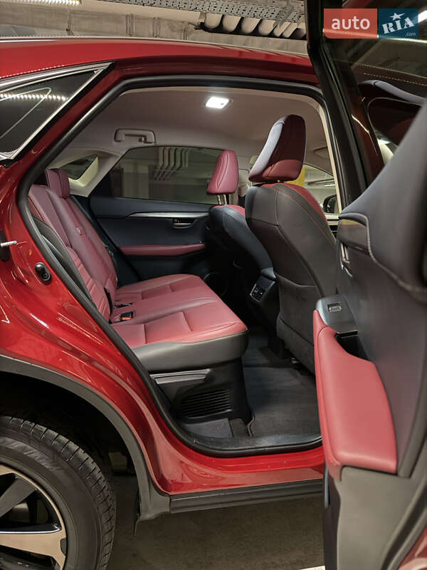 Позашляховик / Кросовер Lexus NX 2021 в Києві