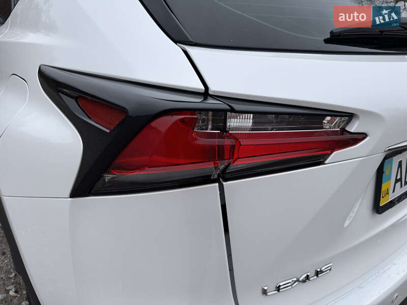 Внедорожник / Кроссовер Lexus NX 2015 в Киеве