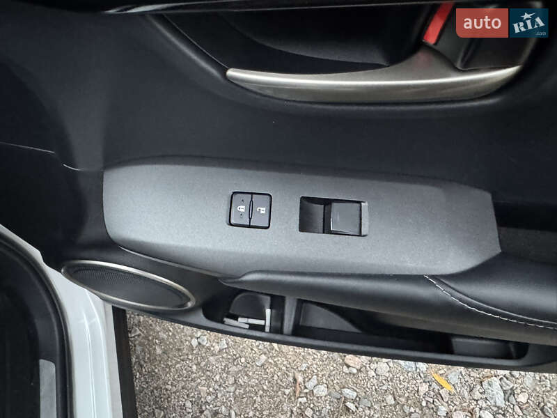 Внедорожник / Кроссовер Lexus NX 2015 в Киеве