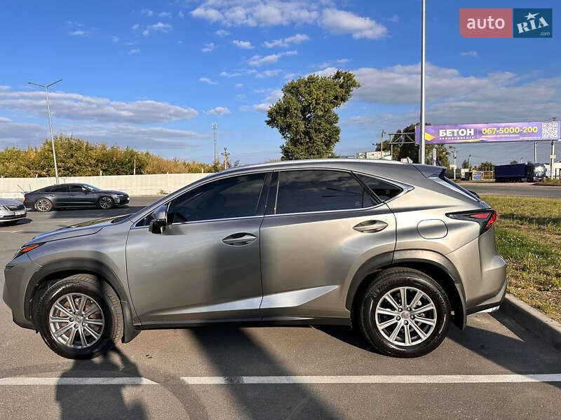 Позашляховик / Кросовер Lexus NX 2016 в Києві