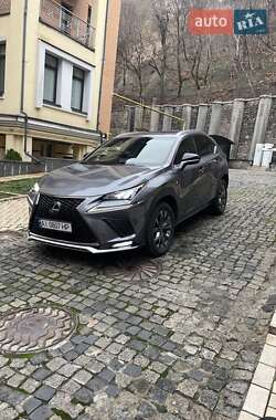 Позашляховик / Кросовер Lexus NX 2017 в Києві