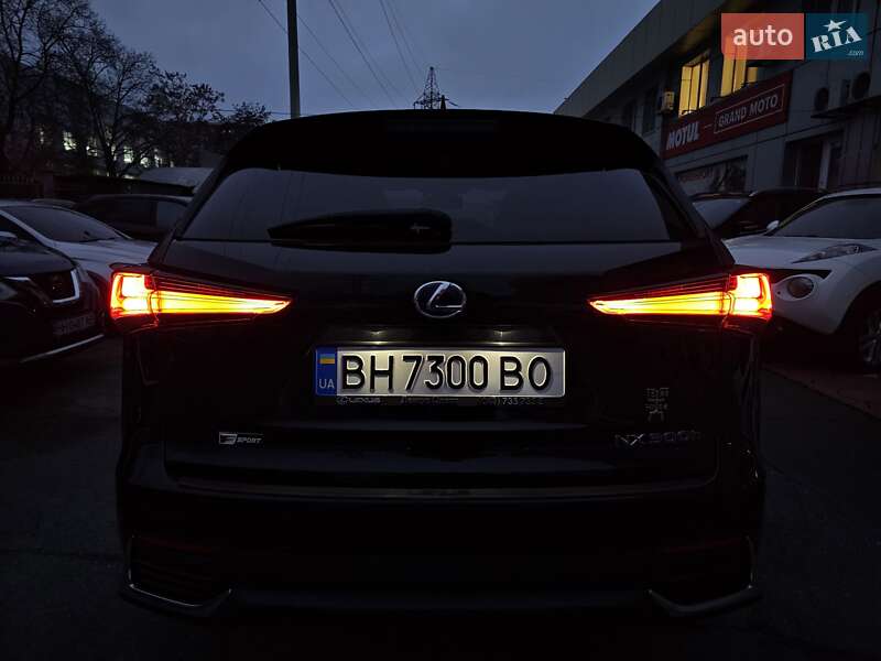 Внедорожник / Кроссовер Lexus NX 2020 в Одессе