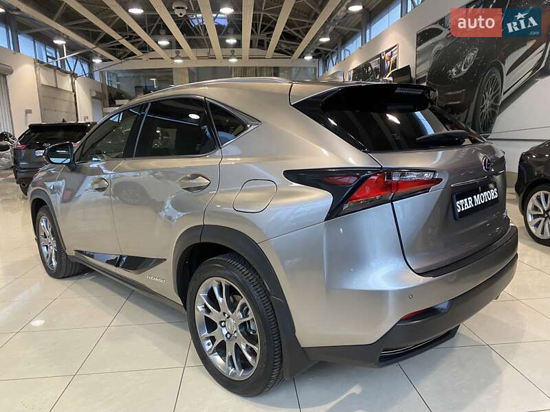Внедорожник / Кроссовер Lexus NX 2015 в Одессе
