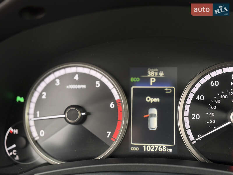 Внедорожник / Кроссовер Lexus NX 2017 в Киеве