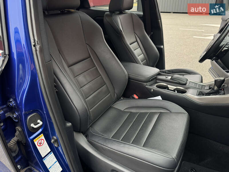 Внедорожник / Кроссовер Lexus NX 2017 в Киеве