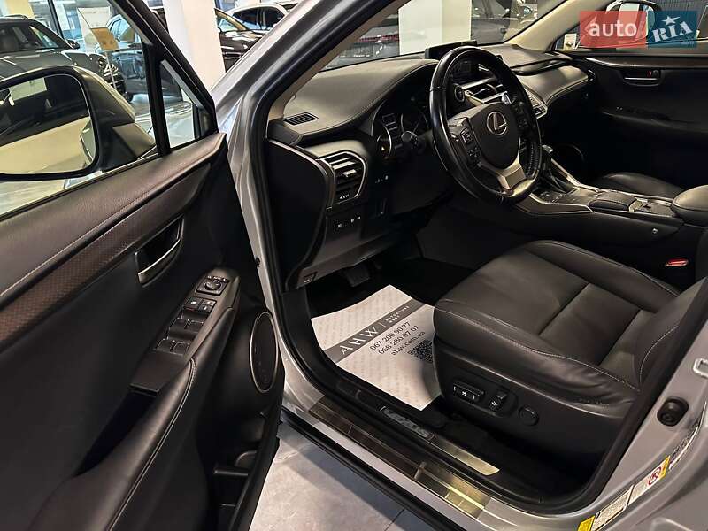 Внедорожник / Кроссовер Lexus NX 2018 в Львове