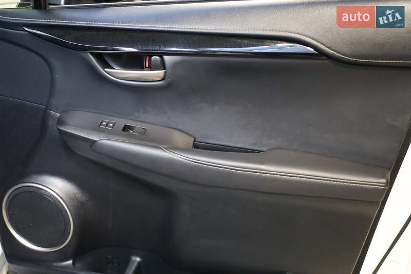 Внедорожник / Кроссовер Lexus NX 2016 в Луцке фото 35 Внедорожник / Кроссовер Lexus NX 2016 в Луцке