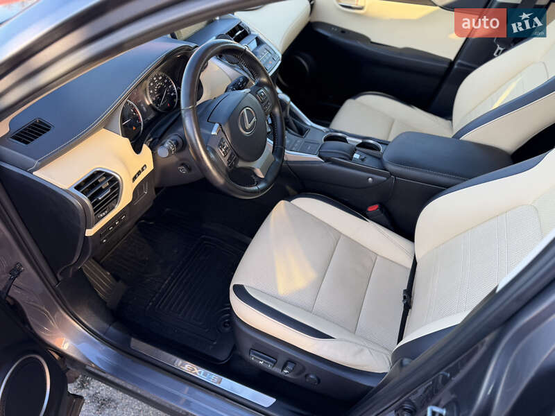 Внедорожник / Кроссовер Lexus NX 2016 в Киеве