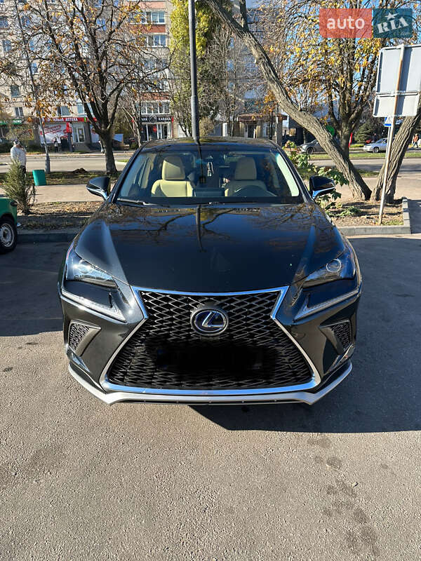 Внедорожник / Кроссовер Lexus NX 2019 в Александрие