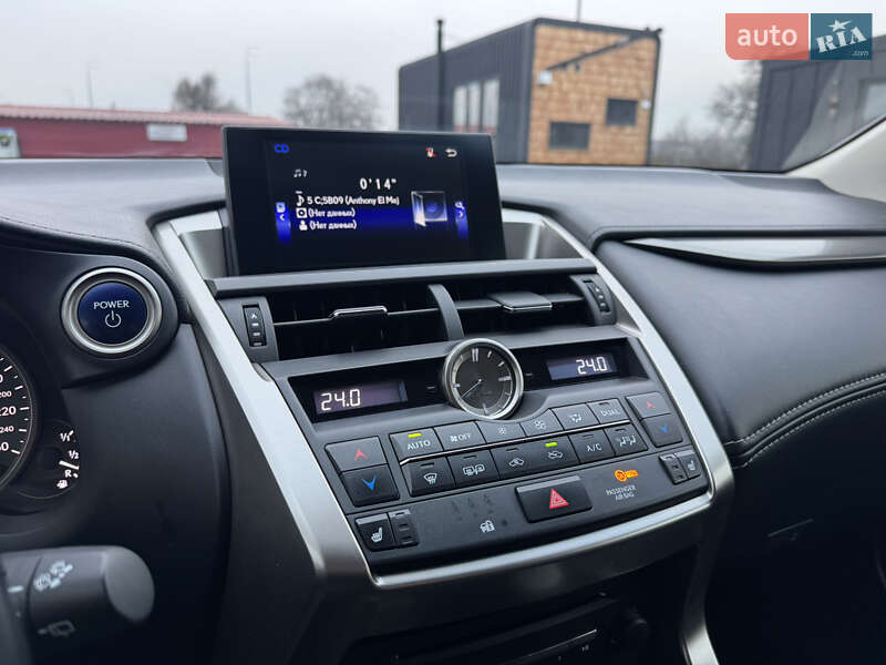 Внедорожник / Кроссовер Lexus NX 2015 в Киеве