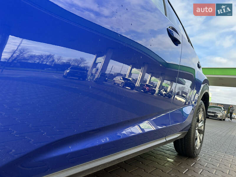 Внедорожник / Кроссовер Lexus NX 2016 в Киеве