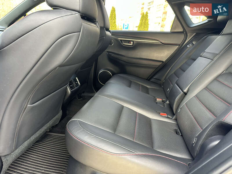 Внедорожник / Кроссовер Lexus NX 2016 в Киеве