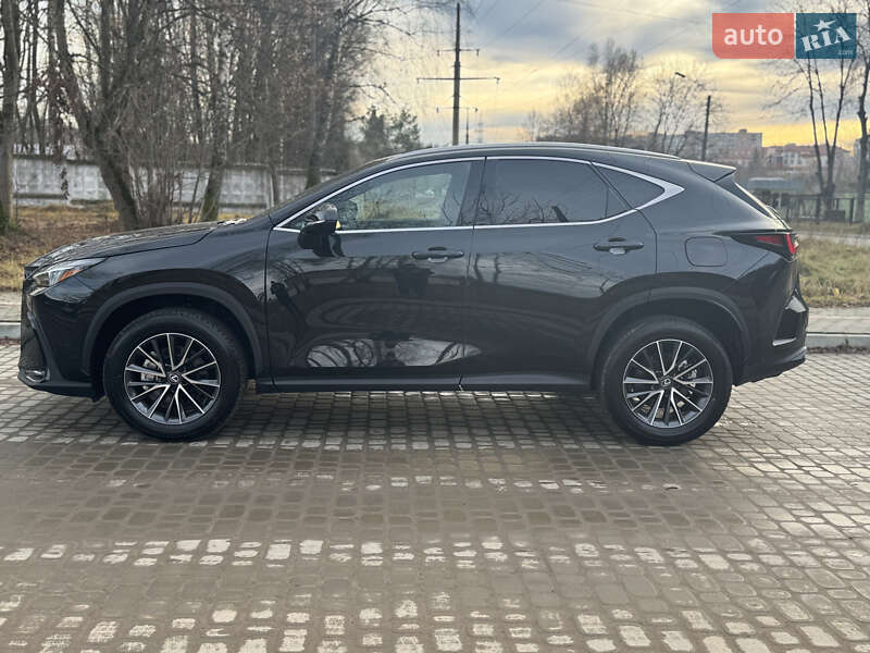 Внедорожник / Кроссовер Lexus NX 2025 в Львове