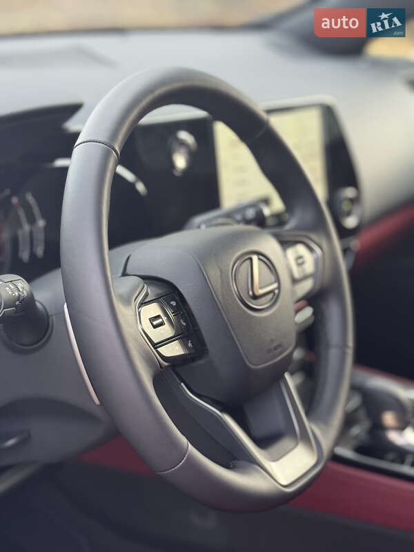 Внедорожник / Кроссовер Lexus NX 2025 в Львове