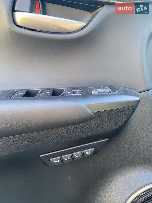 Внедорожник / Кроссовер Lexus NX 2016 в Хмельницком фото 25 Внедорожник / Кроссовер Lexus NX 2016 в Хмельницком