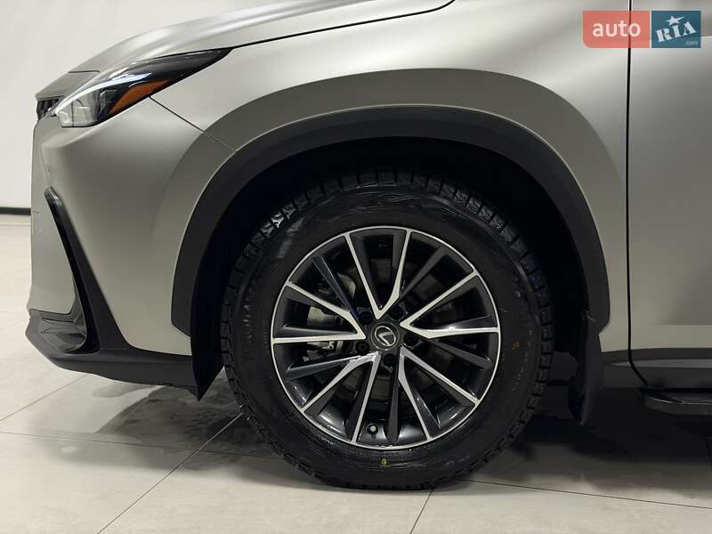 Внедорожник / Кроссовер Lexus NX 2023 в Тернополе фото 35 Внедорожник / Кроссовер Lexus NX 2023 в Тернополе