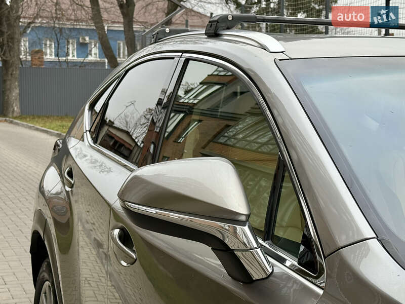 Внедорожник / Кроссовер Lexus NX 2017 в Житомире