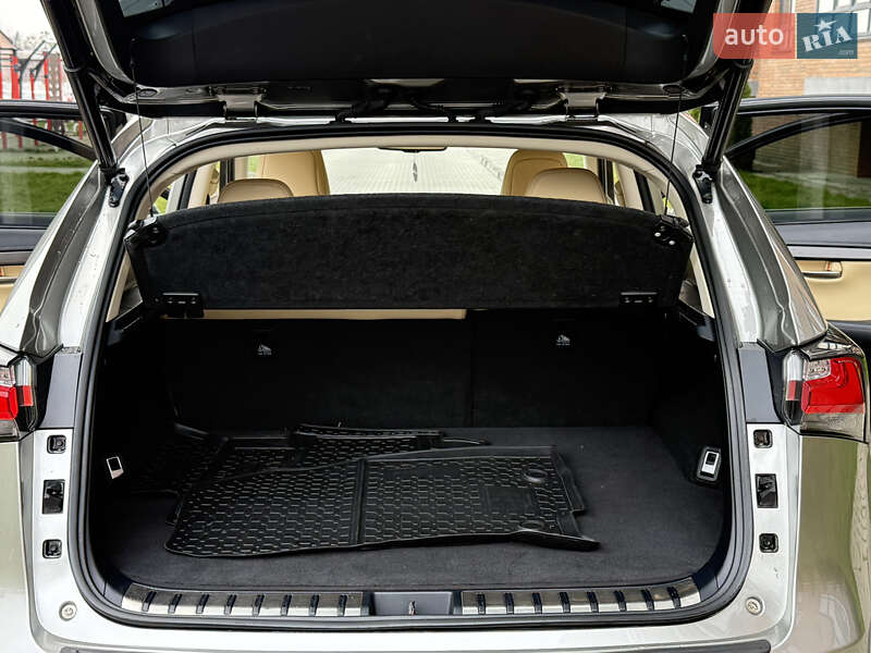 Внедорожник / Кроссовер Lexus NX 2017 в Житомире