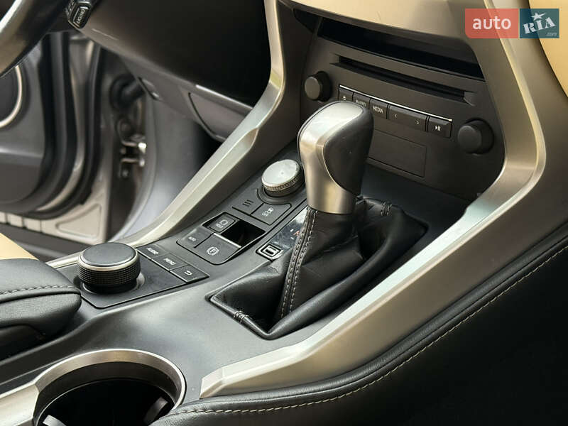 Внедорожник / Кроссовер Lexus NX 2017 в Житомире