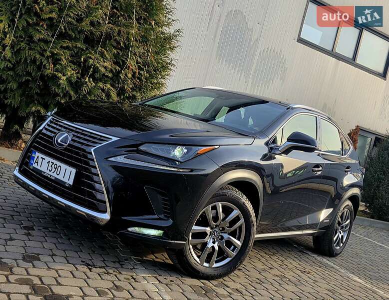 Позашляховик / Кросовер Lexus NX 2018 в Івано-Франківську