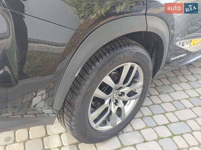 Позашляховик / Кросовер Lexus NX 2018 в Івано-Франківську