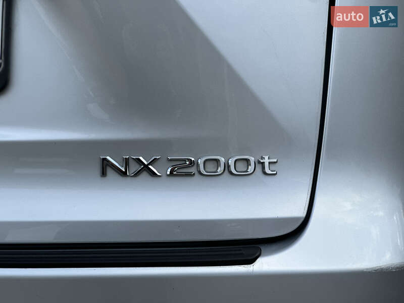 Внедорожник / Кроссовер Lexus NX 2015 в Дрогобыче