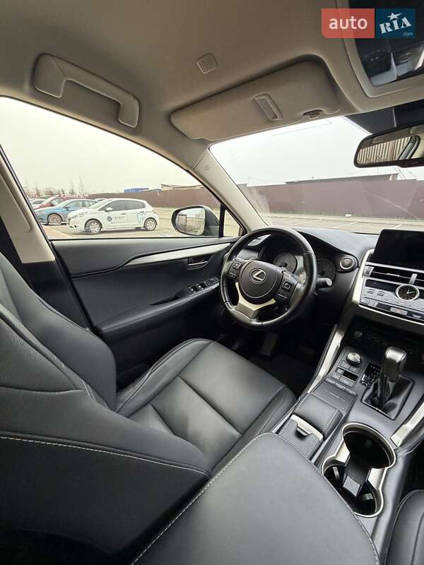 Внедорожник / Кроссовер Lexus NX 2020 в Умани