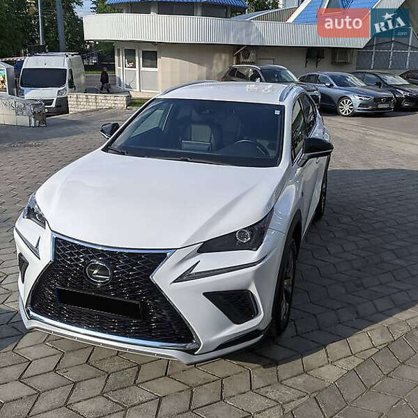 Внедорожник / Кроссовер Lexus NX 2020 в Черновцах