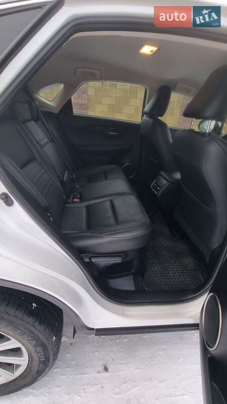 Внедорожник / Кроссовер Lexus NX 2015 в Каменском фото 19 Внедорожник / Кроссовер Lexus NX 2015 в Каменском