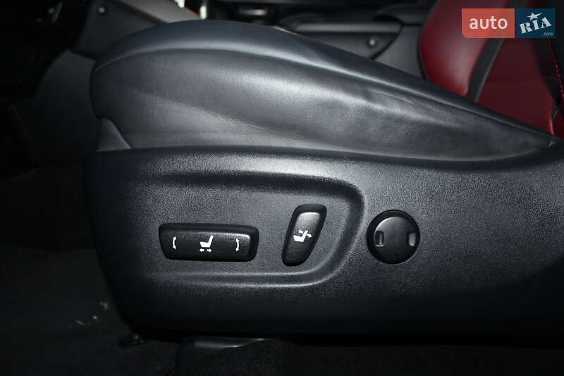 Позашляховик / Кросовер Lexus NX 2016 в Трускавці