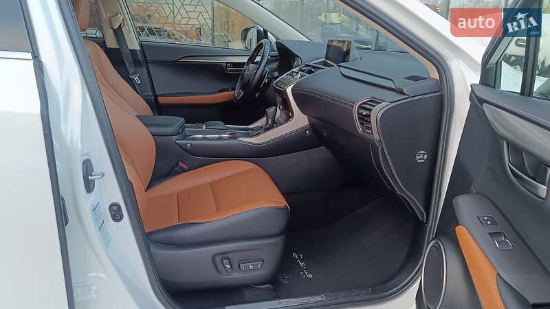 Внедорожник / Кроссовер Lexus NX 2019 в Киеве