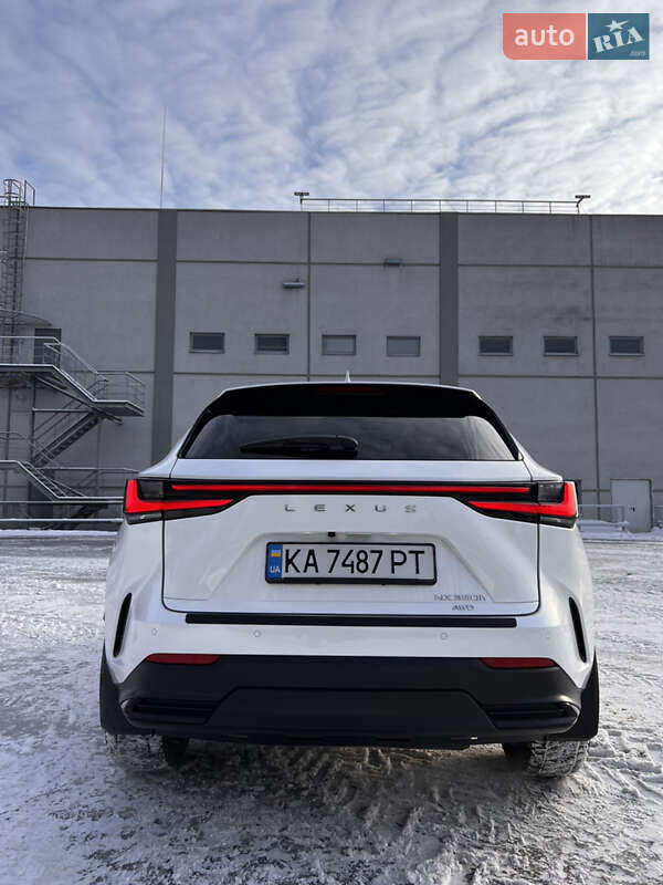 Внедорожник / Кроссовер Lexus NX 2022 в Киеве