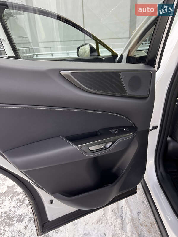 Внедорожник / Кроссовер Lexus NX 2022 в Киеве