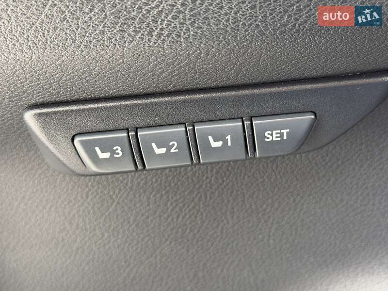 Внедорожник / Кроссовер Lexus NX 2017 в Киеве