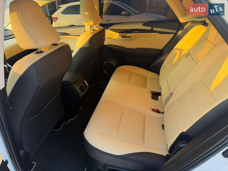 Внедорожник / Кроссовер Lexus NX 2019 в Одессе