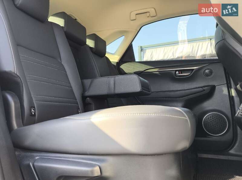 Внедорожник / Кроссовер Lexus NX 2020 в Киеве