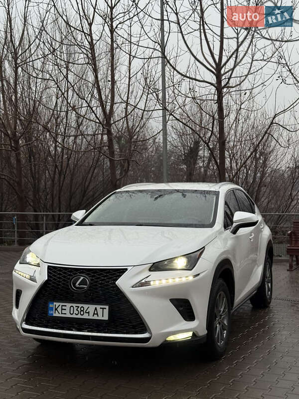 Позашляховик / Кросовер Lexus NX 2018 в Кривому Розі