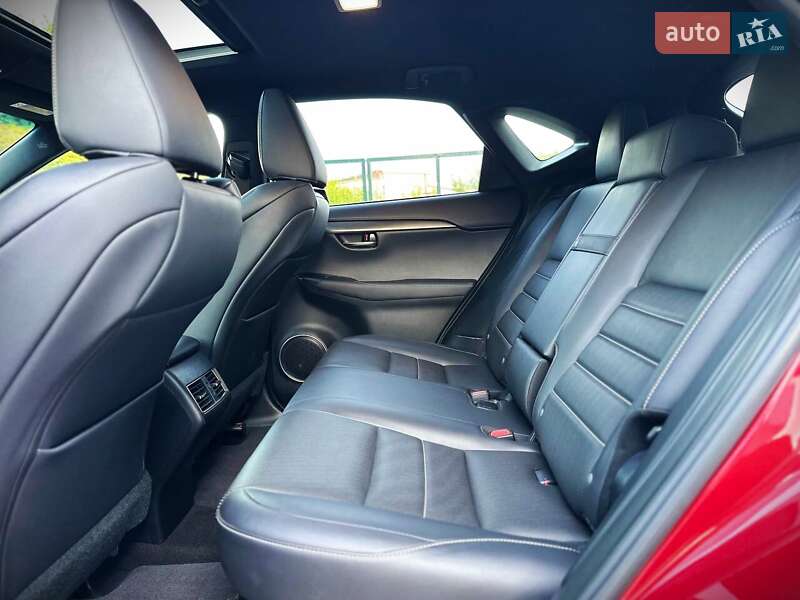 Внедорожник / Кроссовер Lexus NX 2017 в Киеве