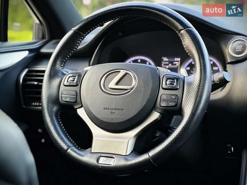 Внедорожник / Кроссовер Lexus NX 2017 в Киеве